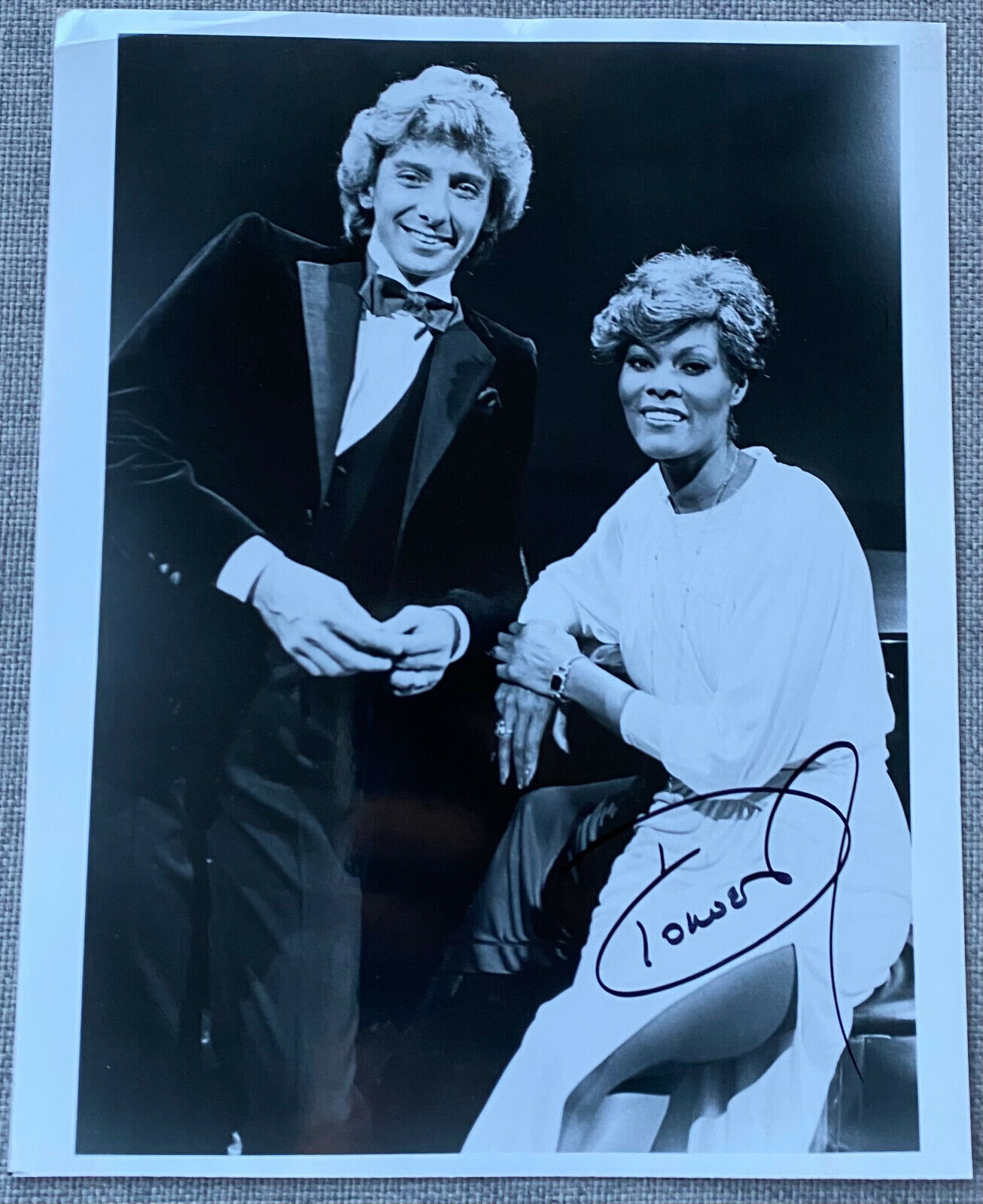 Dionne Warwick Signed IP RARE B&W Promo Press Photo Poster painting Approx 8x10, Barry Manilow