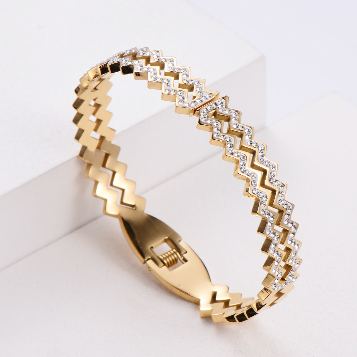 Natural Women Stripe Metal Diamond Wave Diamond Bangles