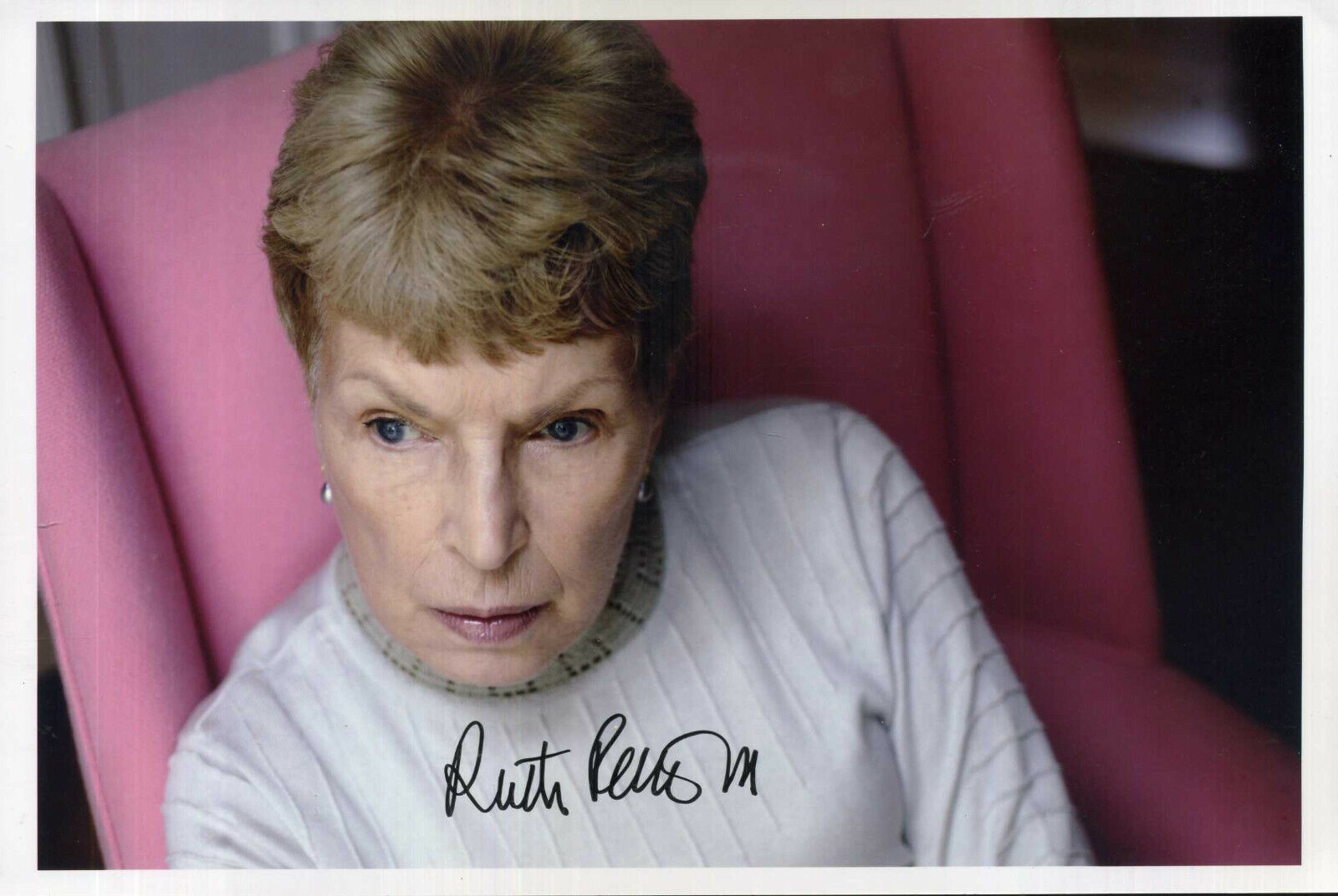 RUTH RENDELL Signed Photo Poster paintinggraph - Author Writer / Literature - preprint