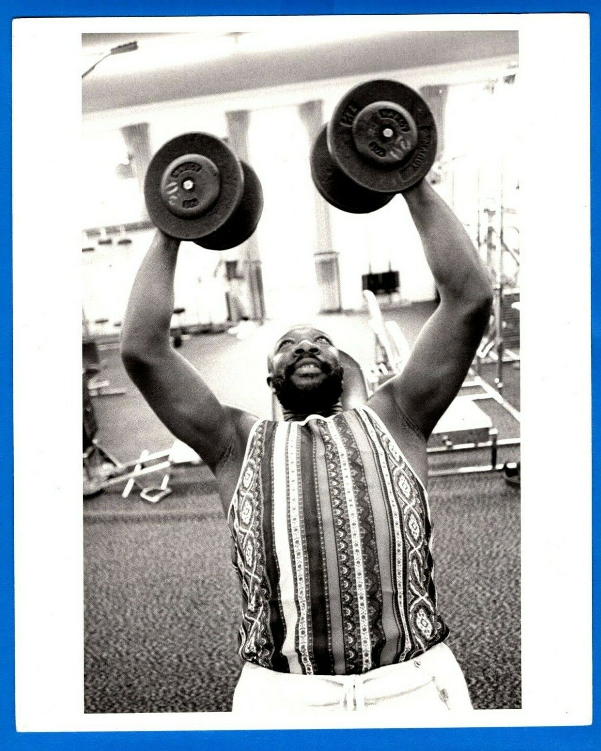 ISAAC HAYES Singer Actor Vintage 8x10 Promo Press News Photo Poster painting 1970's