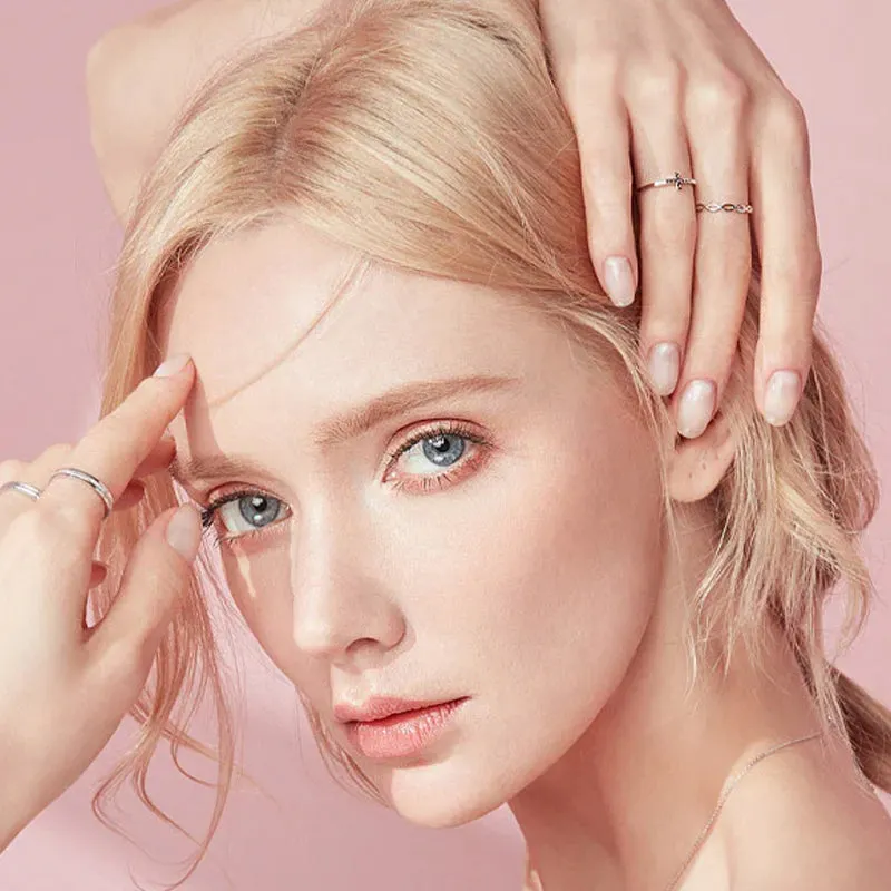 ✏️ Multi-Purpose Moisturizing Liquid Concealer &ndash; Precise Coverage and Gentle Skin Care ✨💖