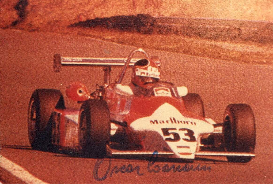 Oscar Larrauri autograph Argentine F1 driver 1988-89, signed Photo Poster painting