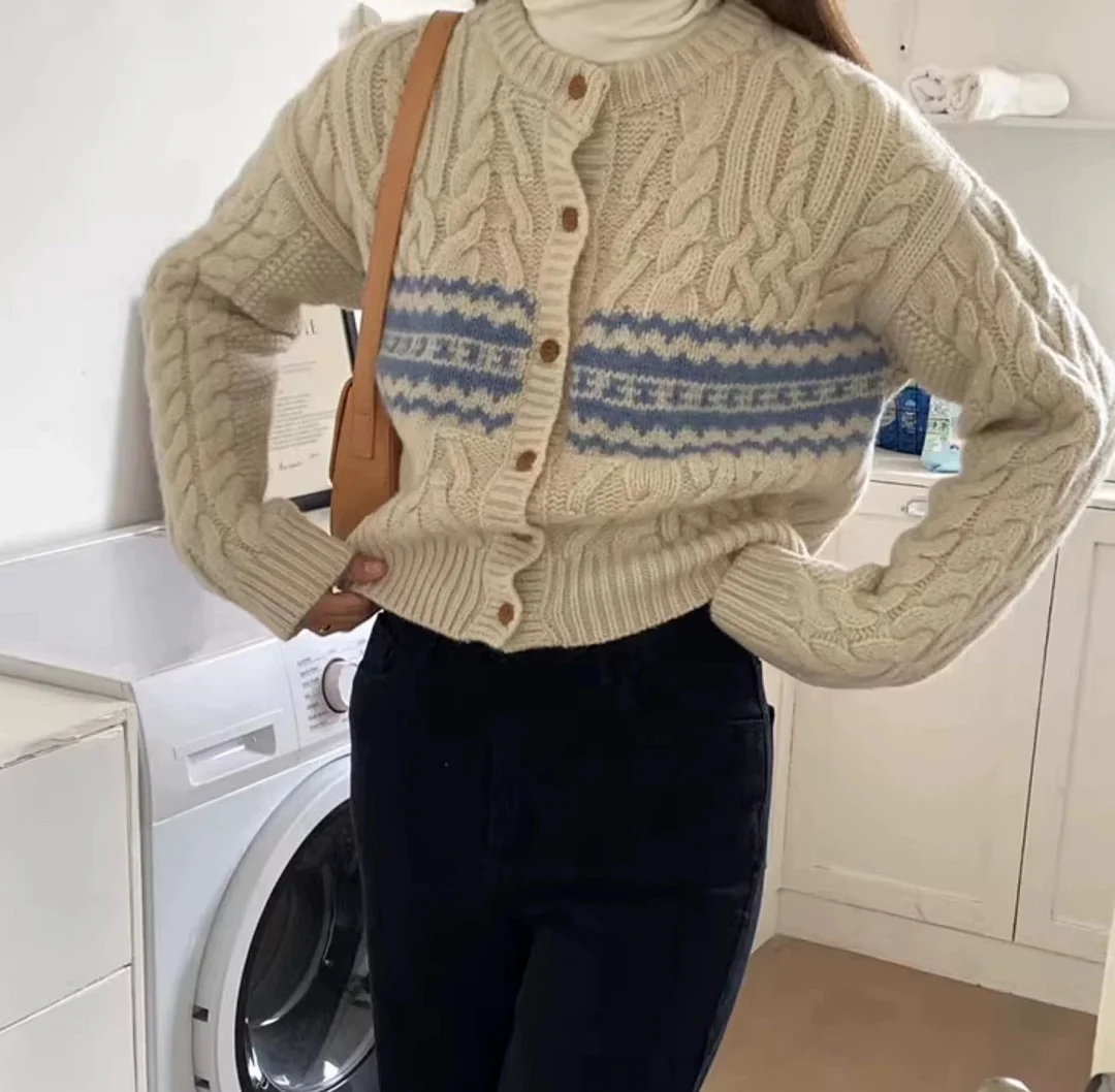 Ueong Retro Short Twist Cardigan Women's 2024 Autumn And Winter New Matching Color High Waist Fashionable Small Coat