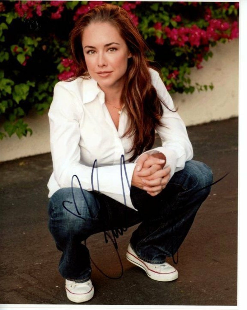 Lindsey mckeon signed autographed Photo Poster painting