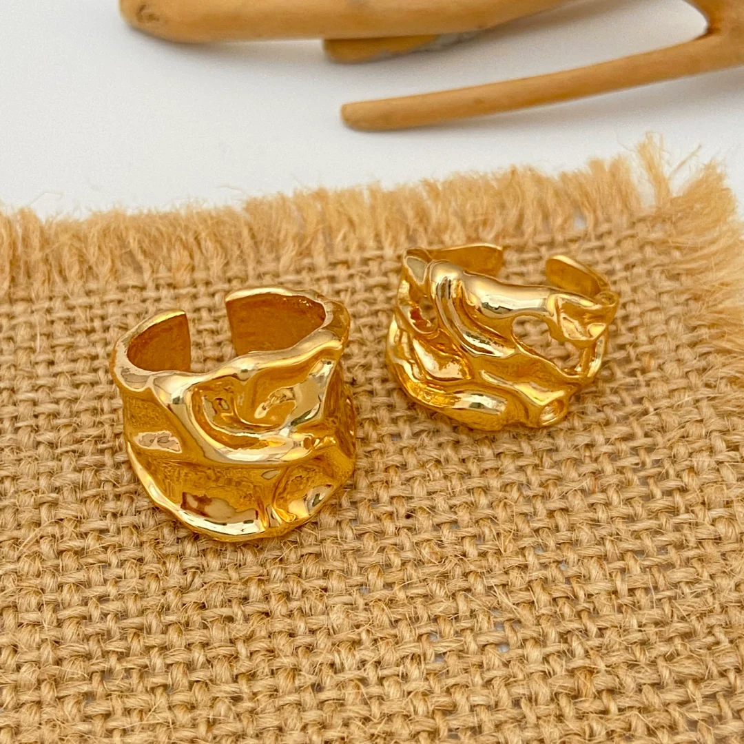 Open-ended gold-plated ring