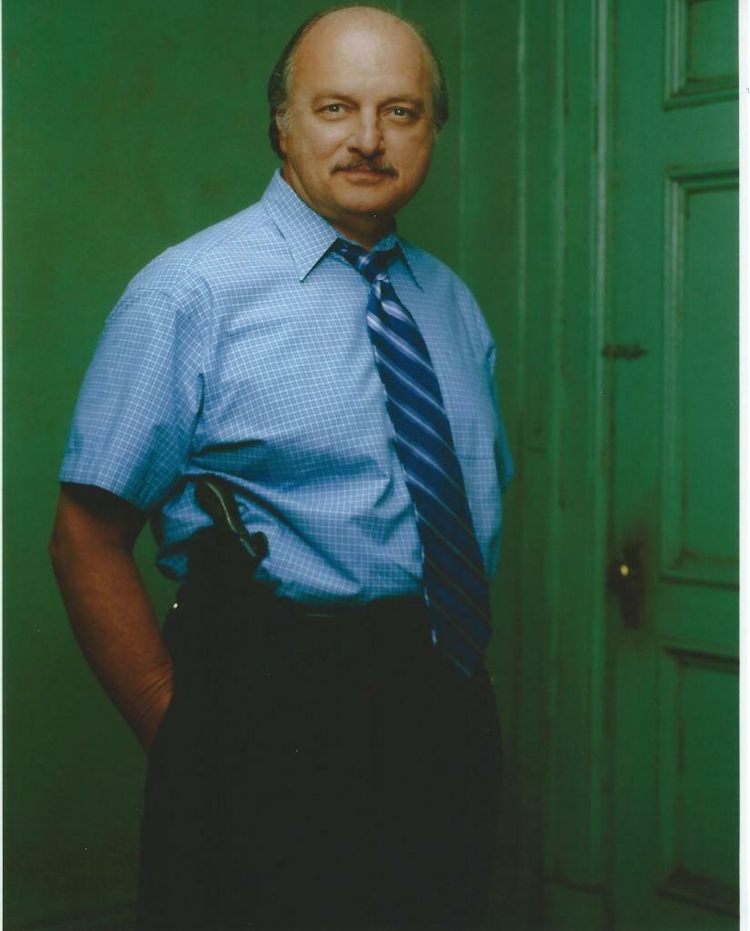 Dennis Franz 8x10 Picture Simply Stunning Photo Poster painting Gorgeous Celebrity #1