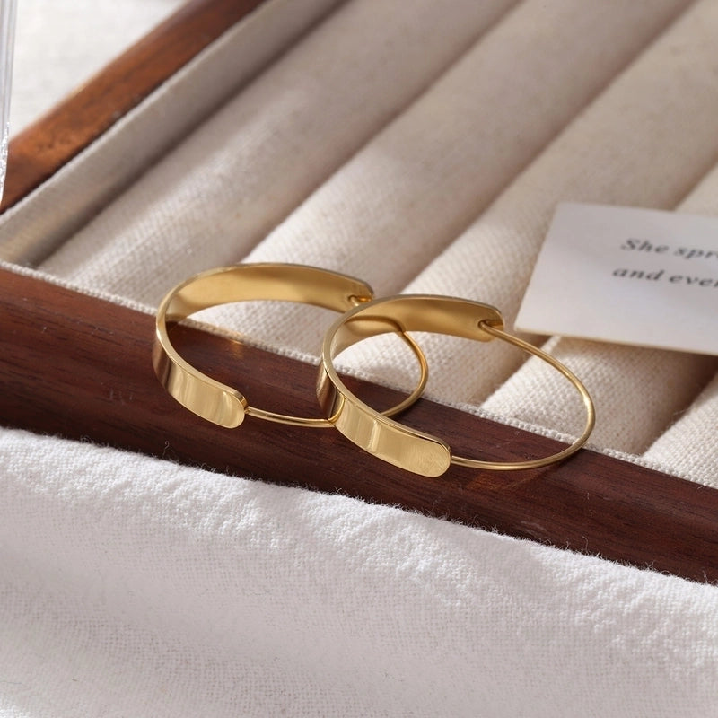 New French Simplicity Niche Non-Fading Round Earrings Big Face Suitable For Earrings Titanium Steel Ornament