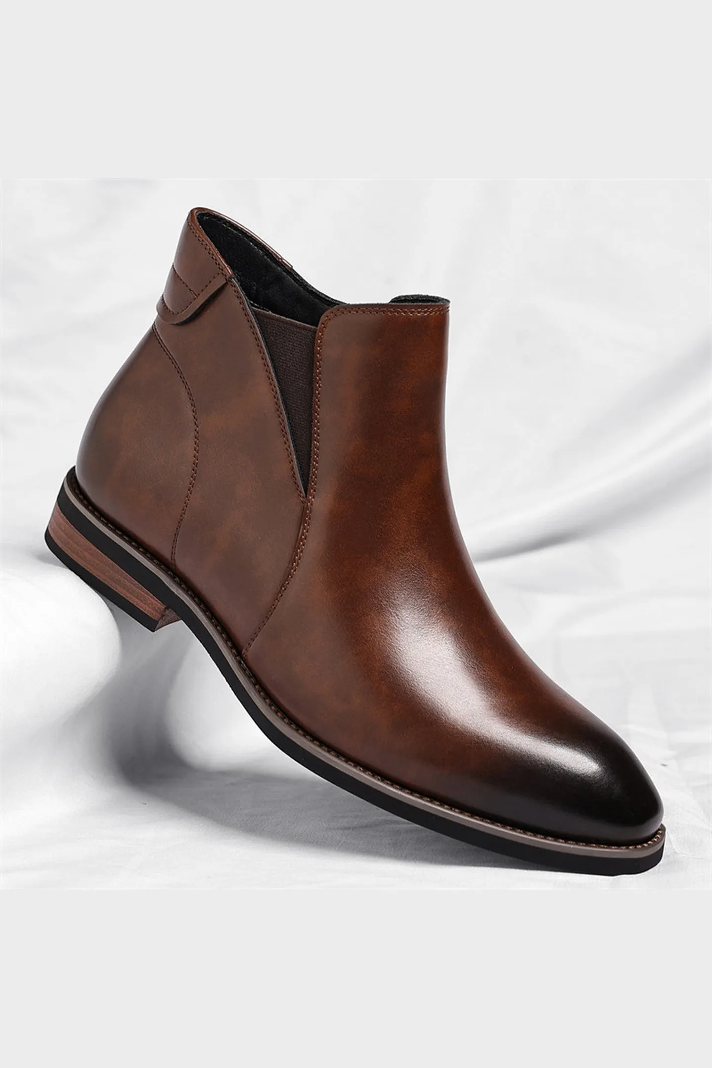 Men's Leather Chelsea Boots &ndash; Smart-Casual Slip-On Boots