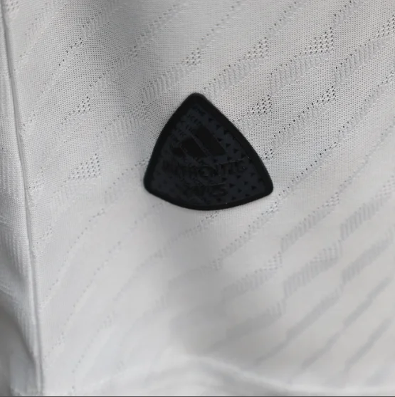 24/25 Real Madrid Y3 White Player Version Football T-Shirt Thai Quality