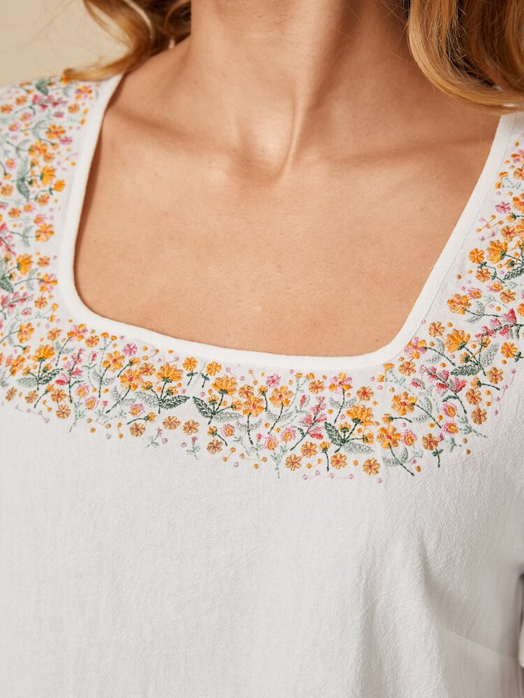 Embroidery Floral Square Collar Short Sleeve Casual Cotton T shirt P1858244