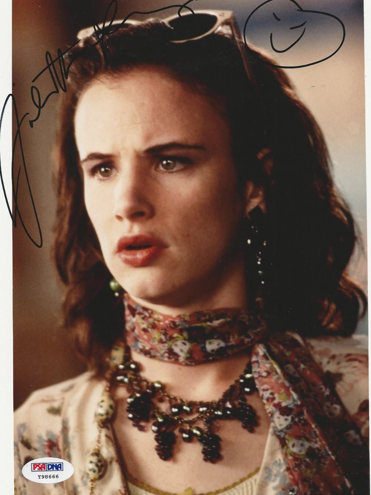 Juliette Lewis signed 8X10 PSA/DNA # Y98666