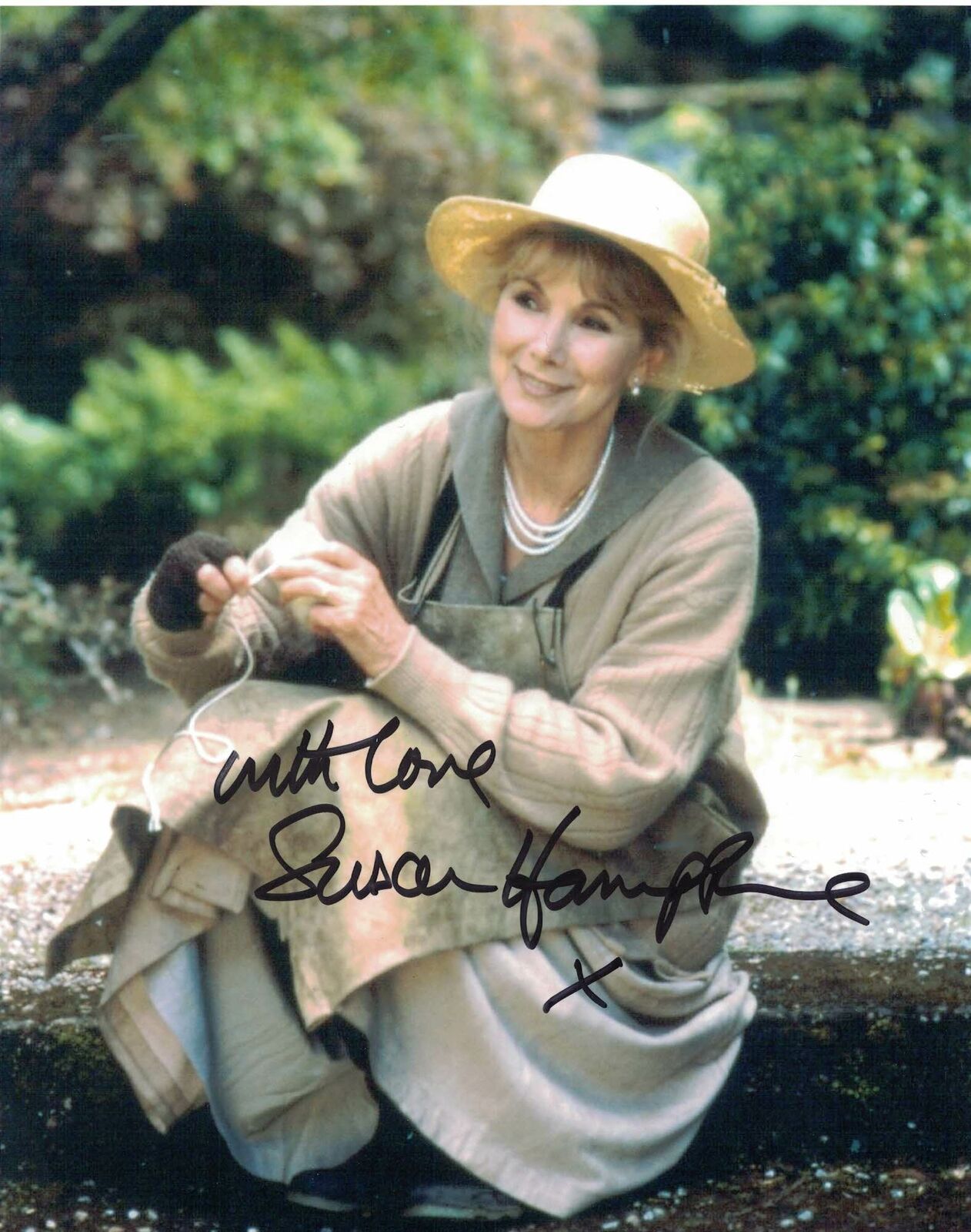 SUSAN HAMPSHIRE - Monarch of The Glen- hand signed 10 x 8 Photo Poster painting