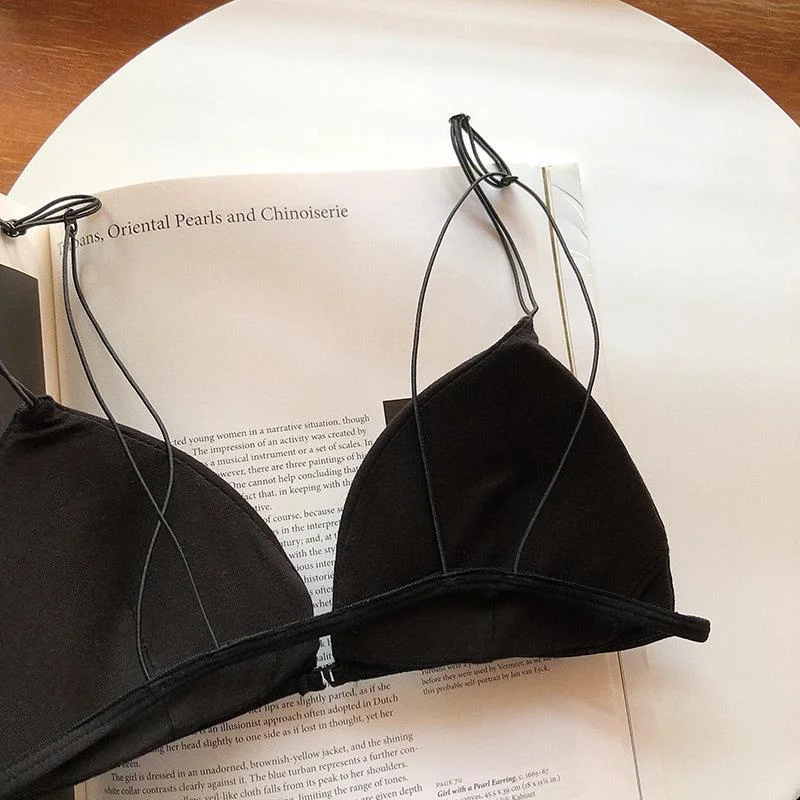 Front buckle triangle cup underwear