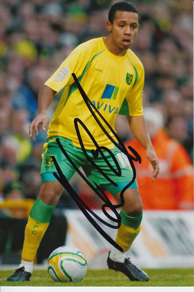 NORWICH CITY HAND SIGNED KOREY SMITH 6X4 Photo Poster painting 2.