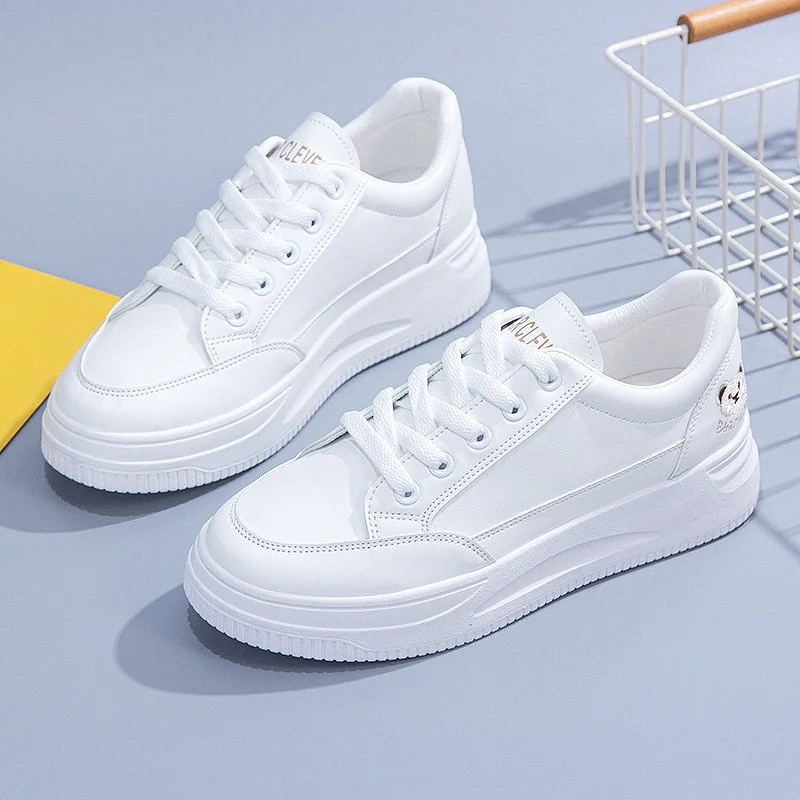 Women Shoes 2022 Platform Lace Up White Shoes Women Casual Shoes Women Breathable Bear Embroidery Flats Shoes