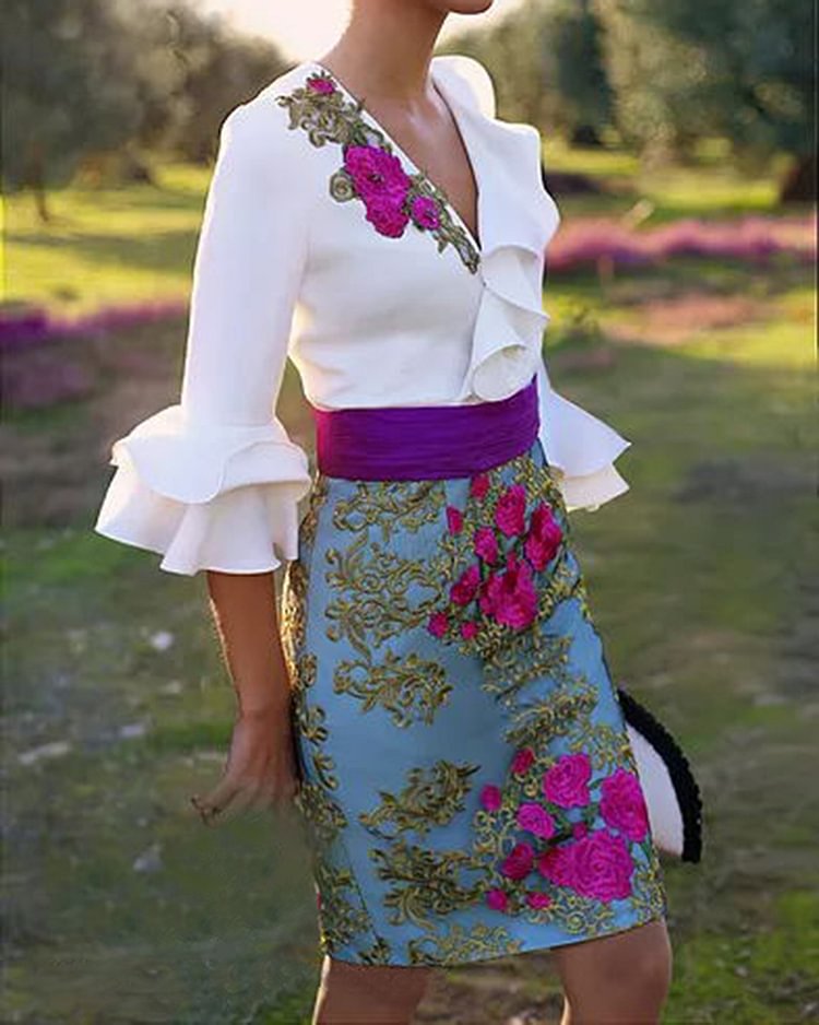 Elegant print dress with ruffles