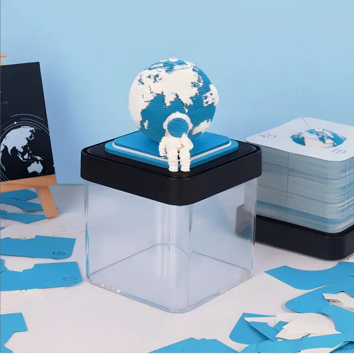 Handcrafted Earth Omoshiroi Calendar