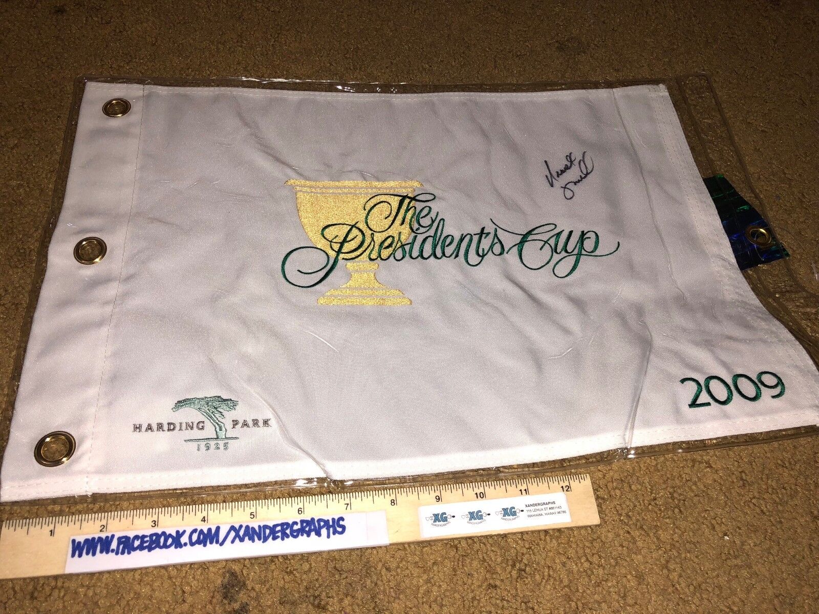 BRANDT SNEDEKER SIGNED AUTOGRAPHED PRESIDENTS CUP GOLF PIN FLAG TPA GUARANTEE