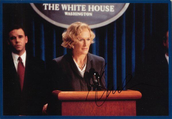 Glenn Close genuine autograph Lobby Photo Poster painting 8x11