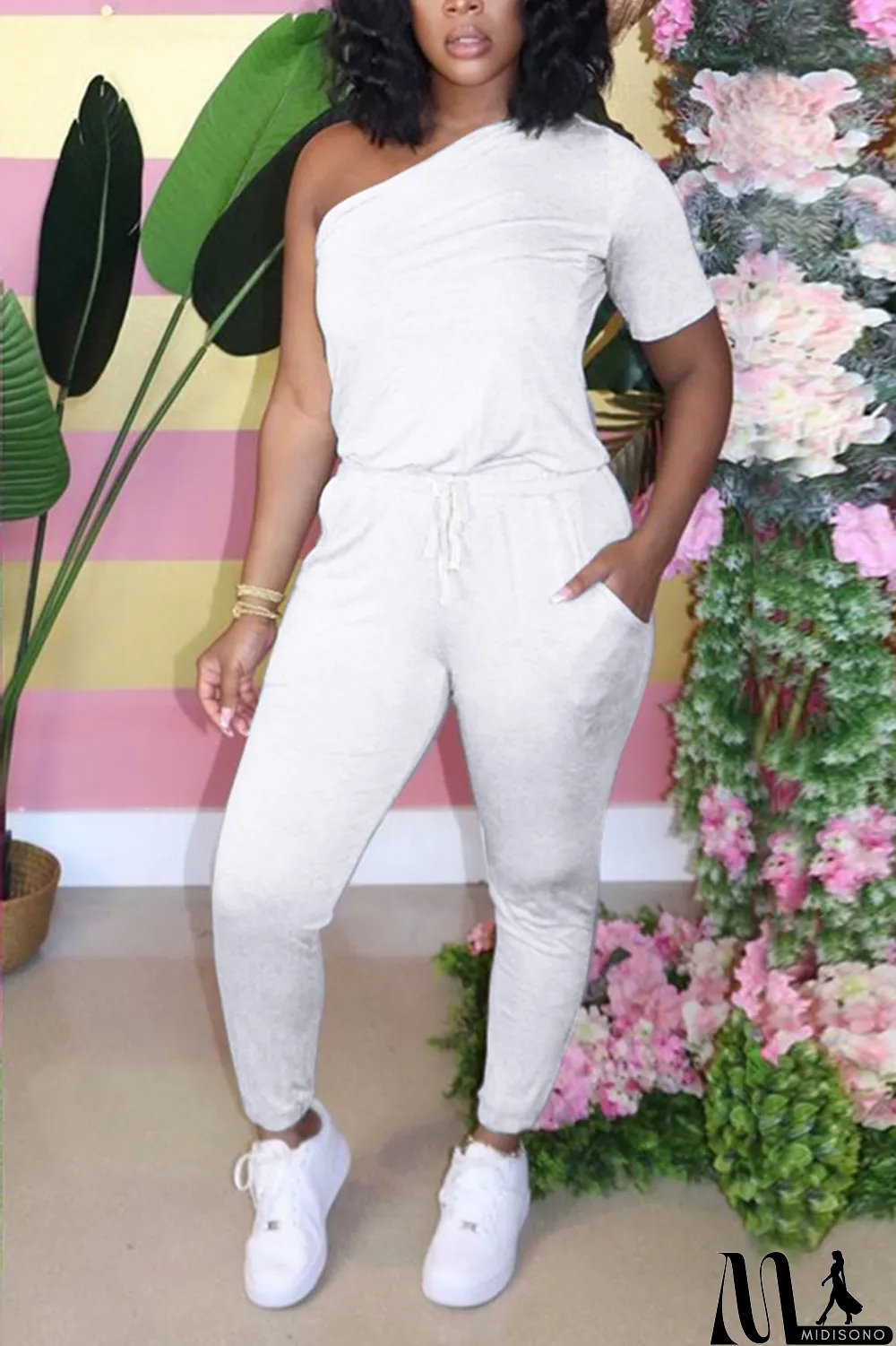 MidiSono - Black Fashion Sexy Fitted One Shoulder Short Sleeve Jumpsuit