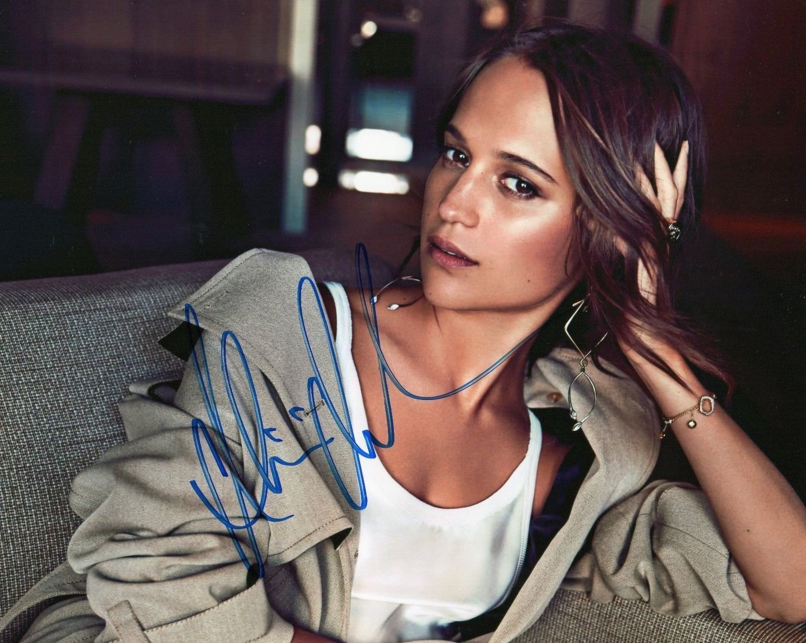 ALICIA VIKANDER AUTOGRAPHED SIGNED A4 PP POSTER Photo Poster painting PRINT 24