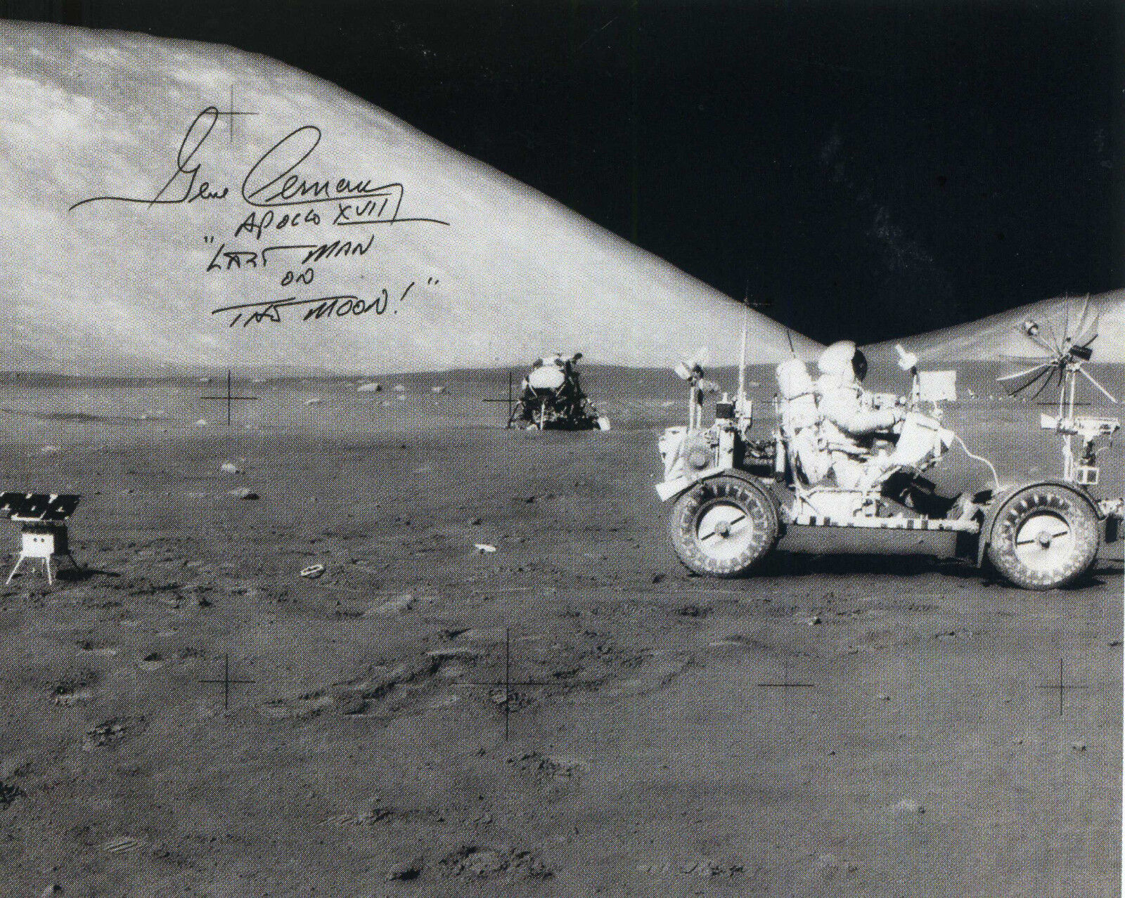 GENE CERNAN Signed 'Moon' Photo Poster paintinggraph - Apollo 17 'Last Man on the Moon' preprint