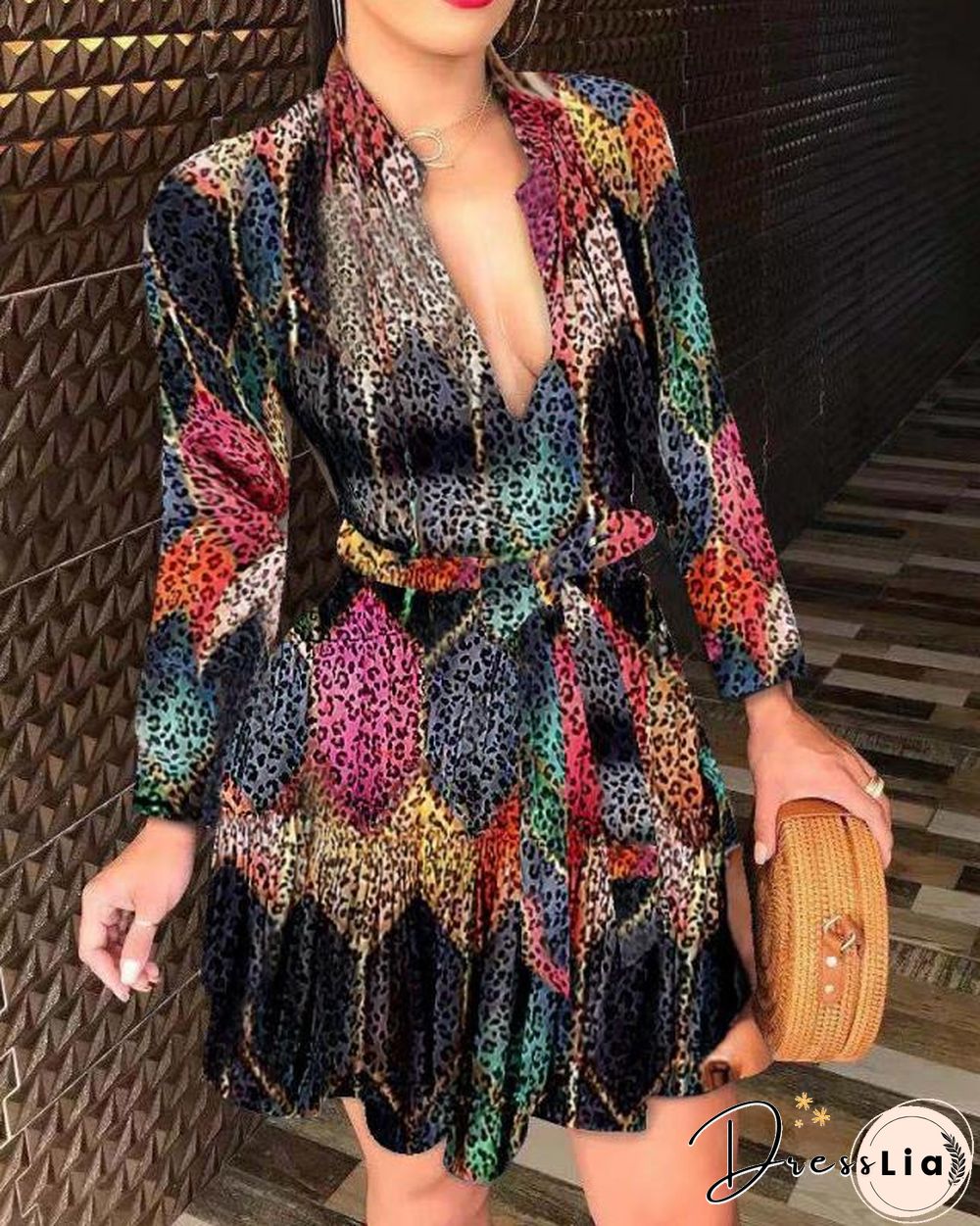 Autumn and Winter New Long Sleeve V-neck Bandage Fashion Sexy Printed Dress