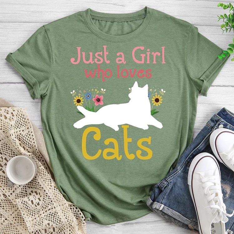 Just A Girl Who Loves Cats Round Neck T-shirt-0019176