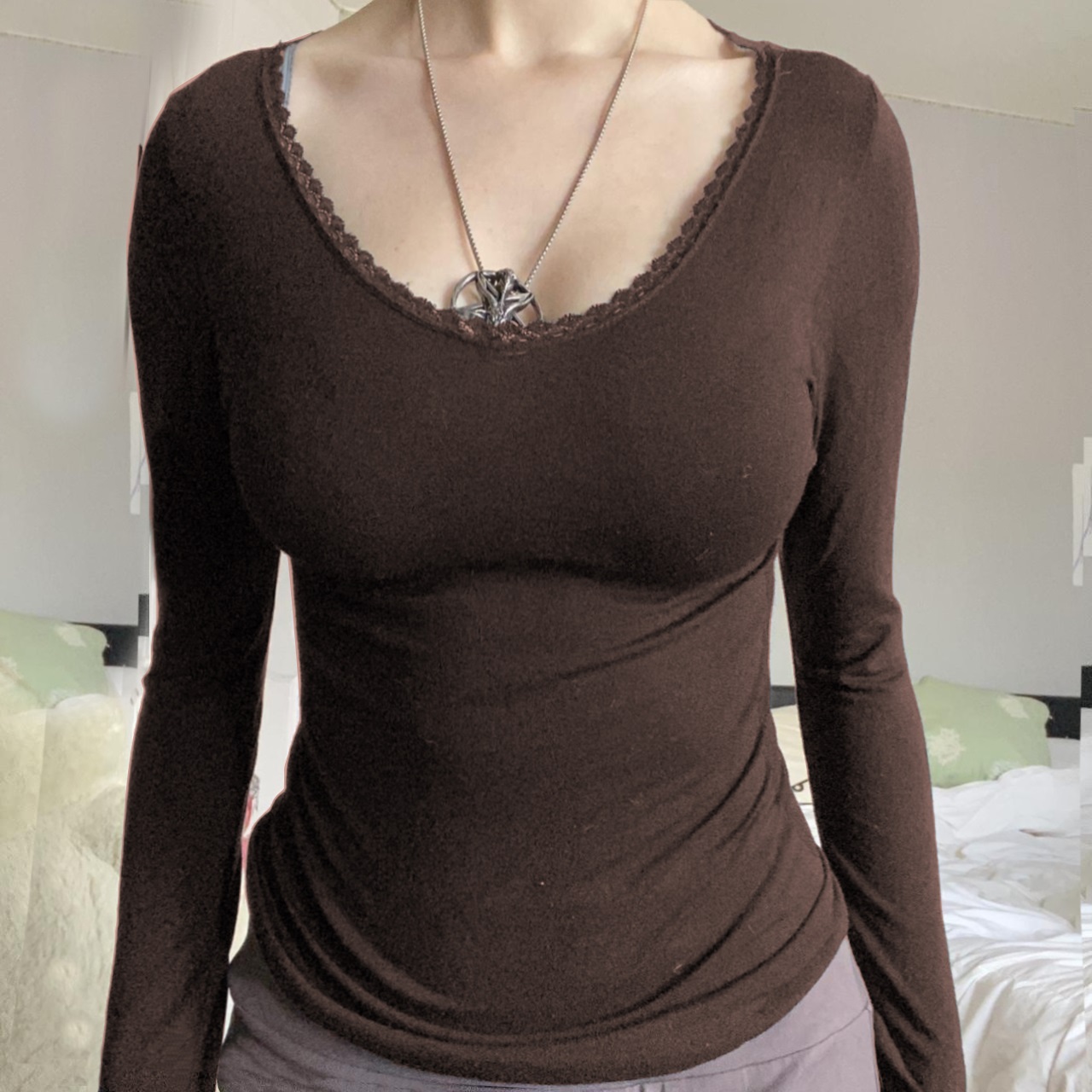 Lindacameron Girly Summer Outfits – Lace Trim Scoop Neck Long Sleeve T-Shirts  