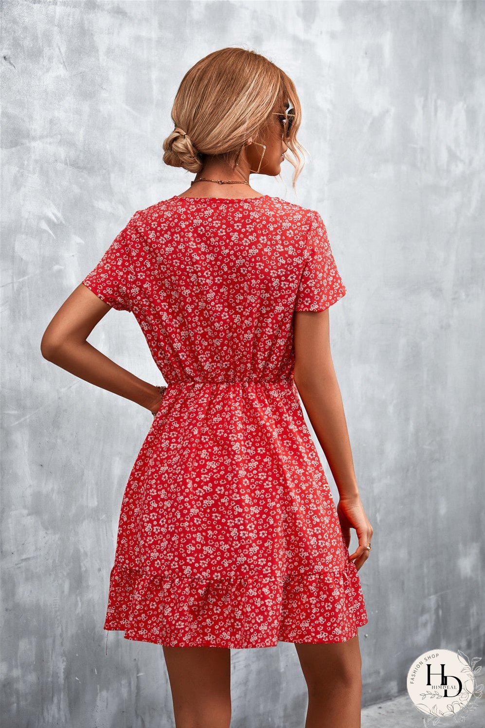 Ditsy Floral V-Neck Short Sleeve Dress