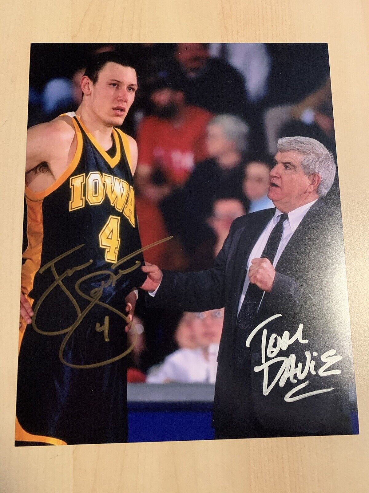 TOM DAVIS & JESS SETTLES IOWA HAWKEYES SIGNED 8x10 Photo Poster painting AUTOGRAPHED COA