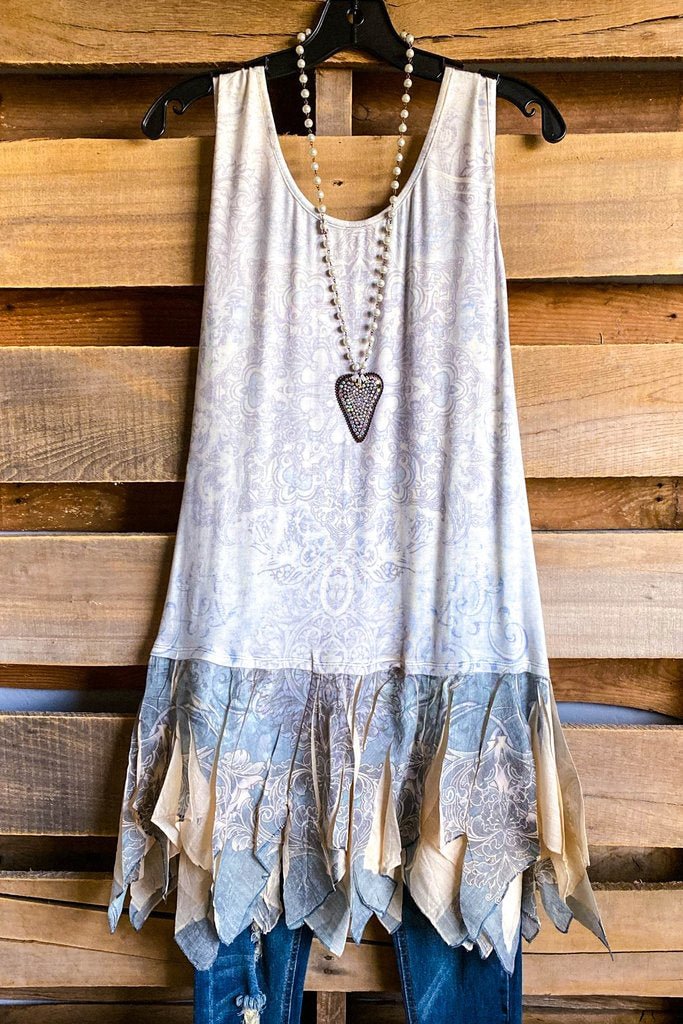 Print sleeveless vest