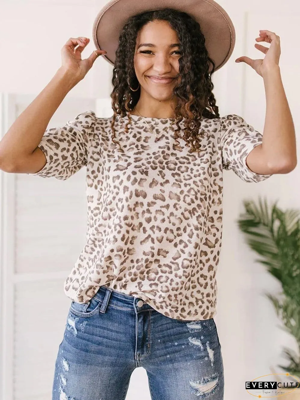 Leopard Print Ruched Sleeve Textured Multicolour Tee