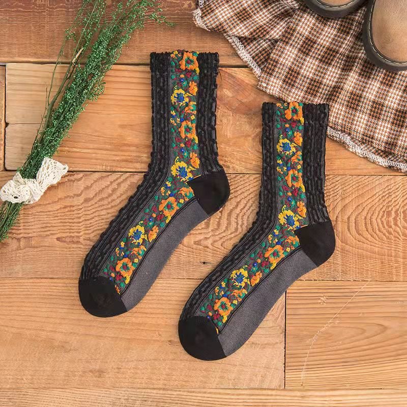 🔥LAST DAY 49% OFF🧦Vintage Embroidered Floral Socks⭐Buy More Save More