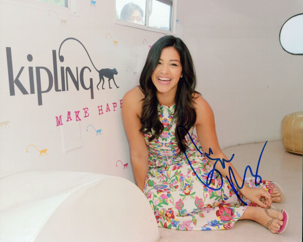 Gina Rodriguez signed authentic 8x10 Photo Poster painting COA