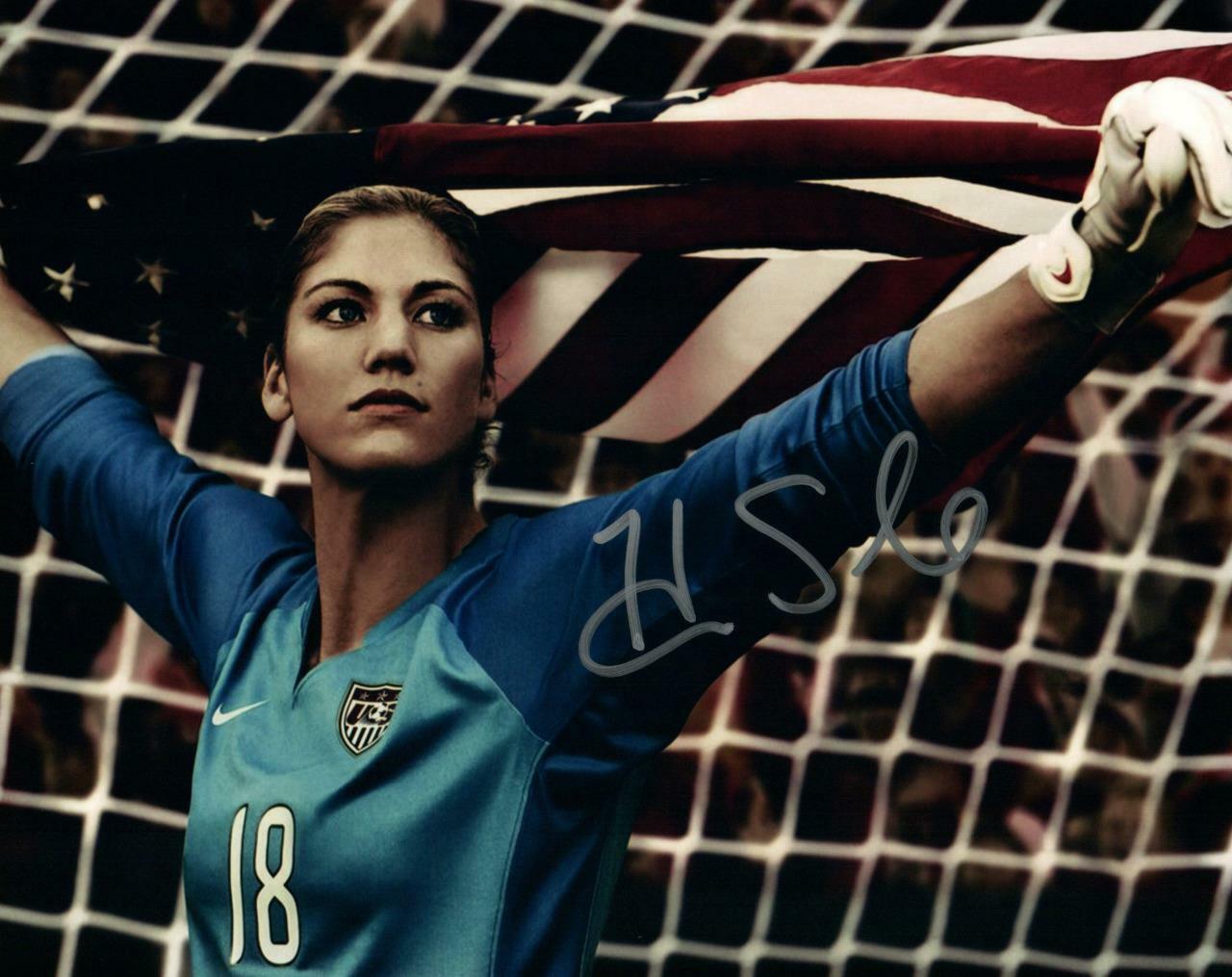 Hope Solo signed 8x10 Picture autographed Photo Poster painting with COA