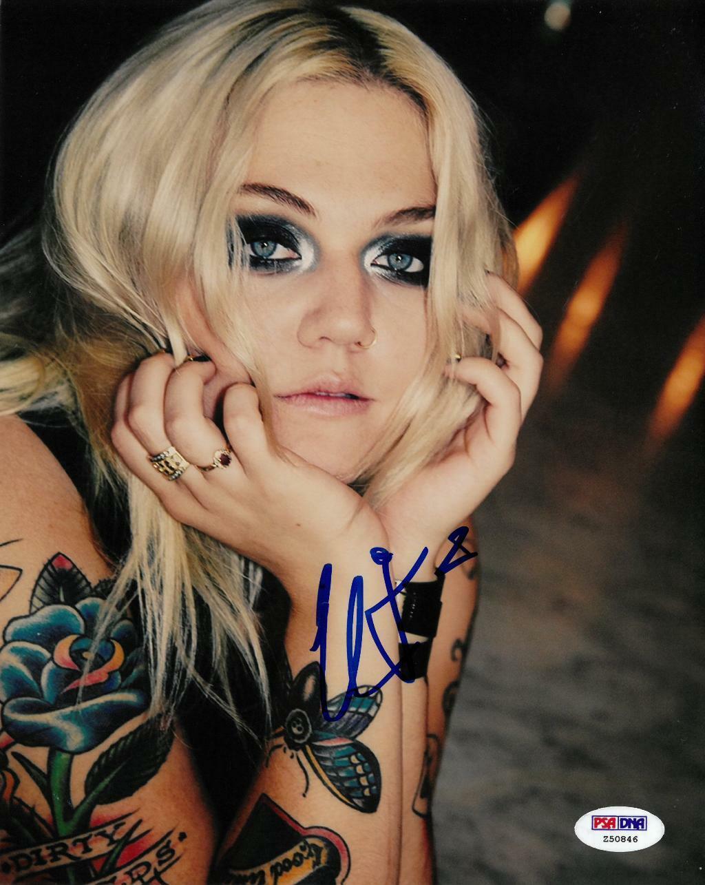 Elle King Signed Authentic Autographed 8x10 Photo Poster painting PSA/DNA #Z50846