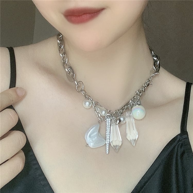 Pearl Crystal Pendant Necklace KERENTILA