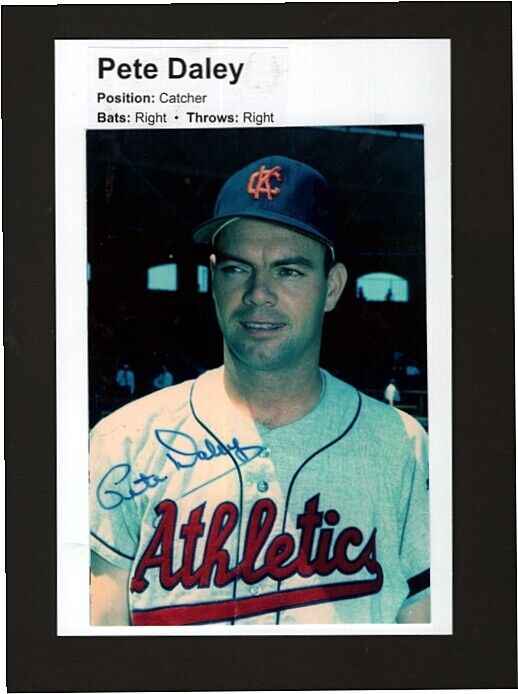 1960 PETE DALEY-KANSAS CITY A'S AUTOGRAPHED 4X6 COLOR Photo Poster painting