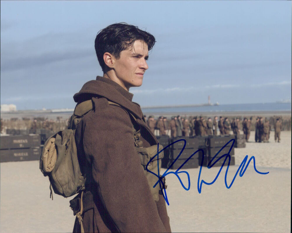 Fionn Whitehead (Dunkirk) signed authentic 8x10 Photo Poster painting COA