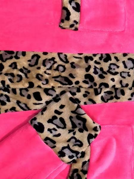 Women's Leopard Print Thermal Lined Bathrobe, Casual Soft Comfortable Long Sleeve Belted Robe, Women's Sleepwear for Fall & Winter Women's Leopard Print Thermal Lined Bathrobe, Casual Soft Comfortable Long Sleeve Belted Robe, Women's Sleepwear for Fall & Winter