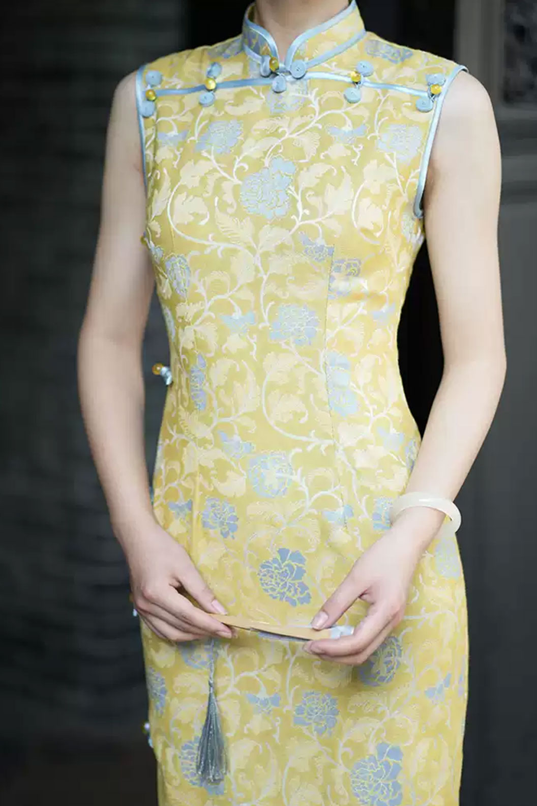 Cheongsam Qipao Golden Yellow Sleeveless Dress Modern Chinese Style - jinsinan 金丝楠 Stupa Stones