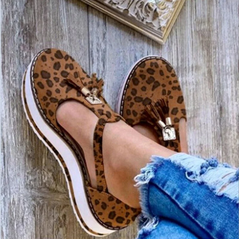 Women Sandals 2021 Summer Vintage Wedge Shoes Pumps Chunky Mid Heels Plus Size Open Toe Shoes Female Flats Platform Sandals