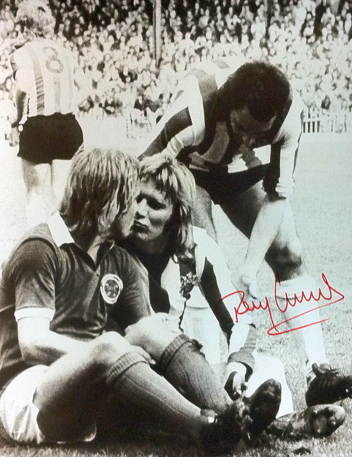TONY CURRIE SIGNED SHEFFIELD UNITED FOOTBALL Photo Poster painting COA & PROOF