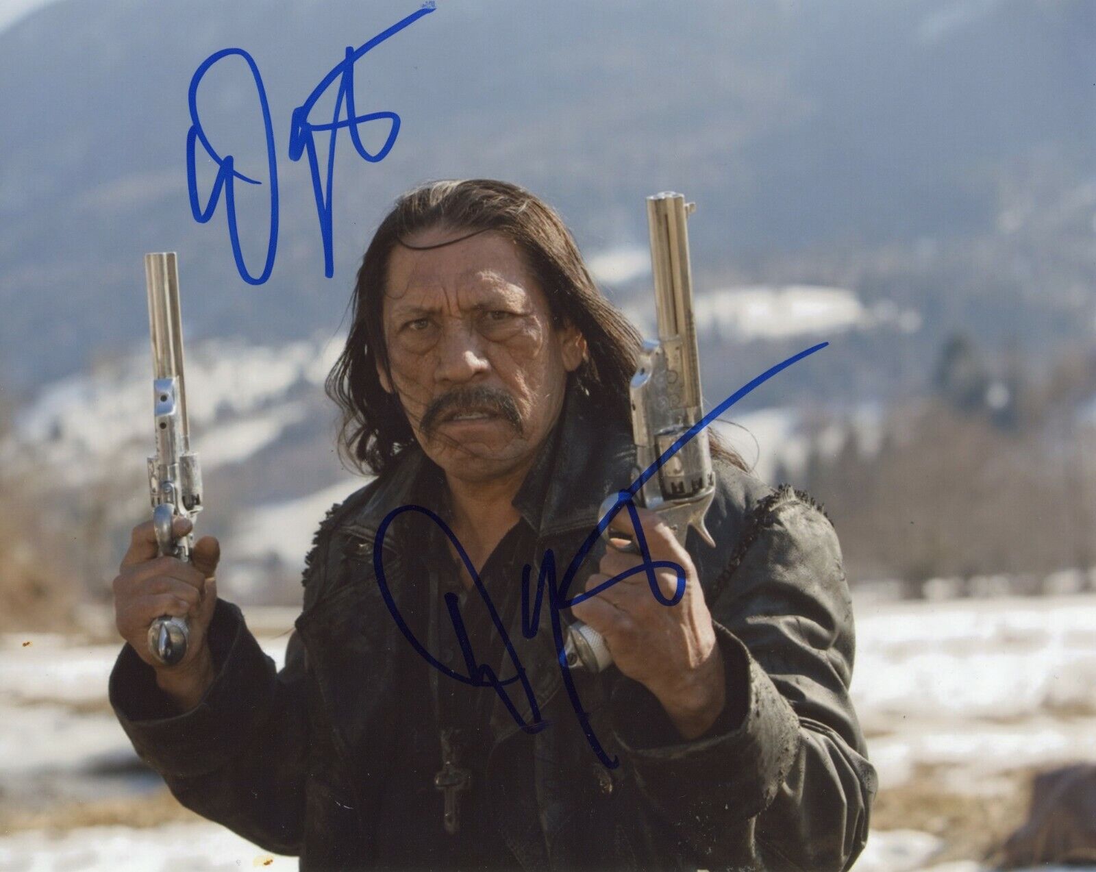 ~~ DANNY TREJO Authentic Hand-Signed MACHETE