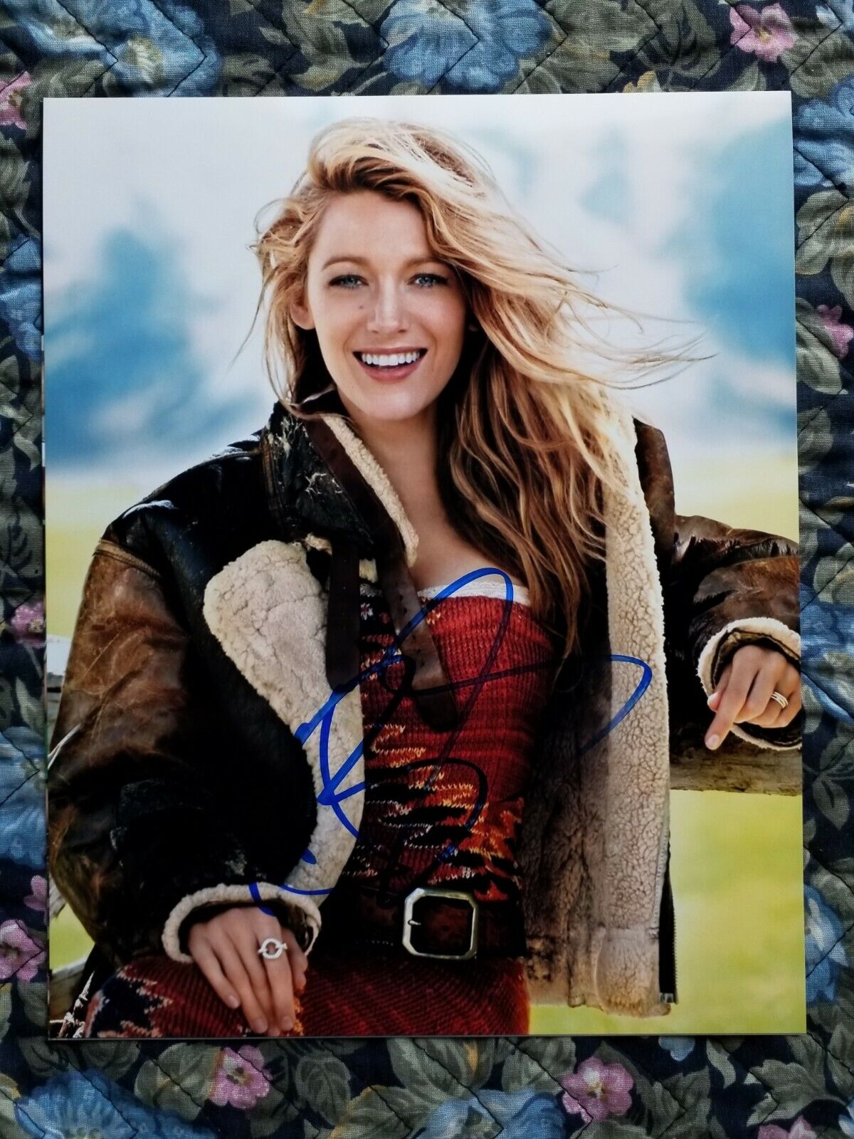 BLAKE LIVELY SAVAGES SIGNED 8 X 10 Photo Poster painting AUTHENTIC AUTOGRAPH