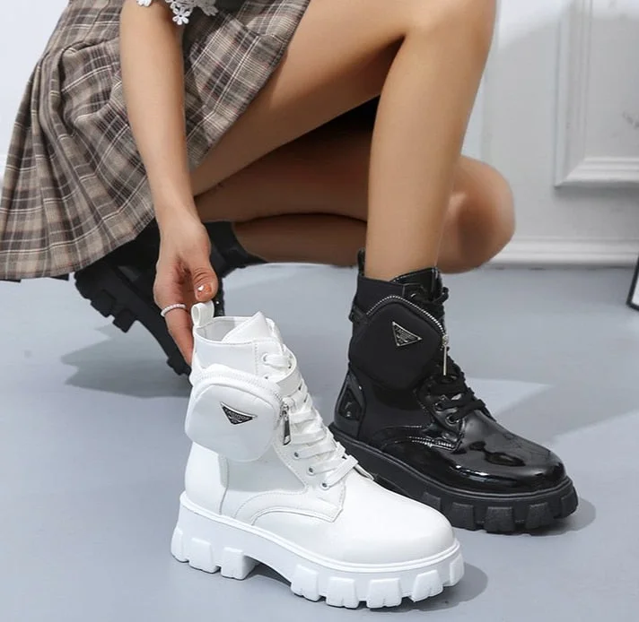 Black Punk Ankle Platform Motorcycle Martin Boots Women Lace Up Chunky Heel Belt Buckle Pocket Designer Shoes Women