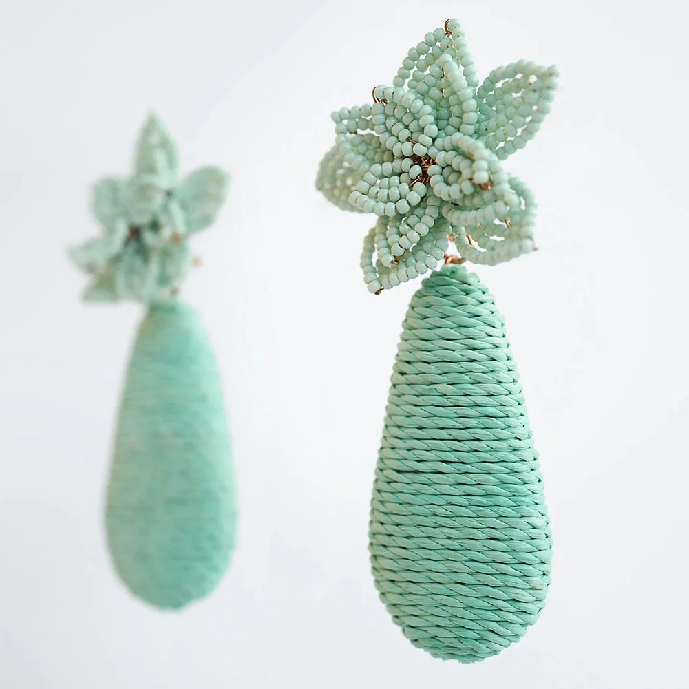 Dvacaman 2020 New Vintage Beaded Feldspar Drop Earrings for Women Boho Handmade Flower Rose Beads Tassel Earrings Dangle Jewelry