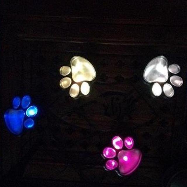 4ps Paw Prints Solar Powered Pathway Light - tree - Codlins