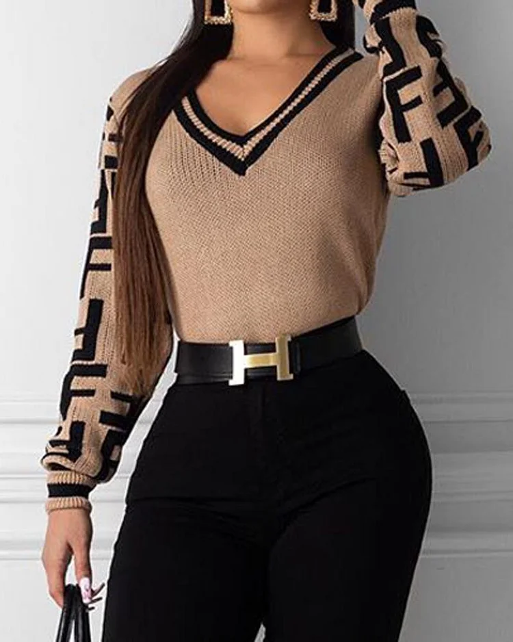 V-neck Fitted Pullover